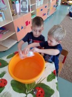 �����������